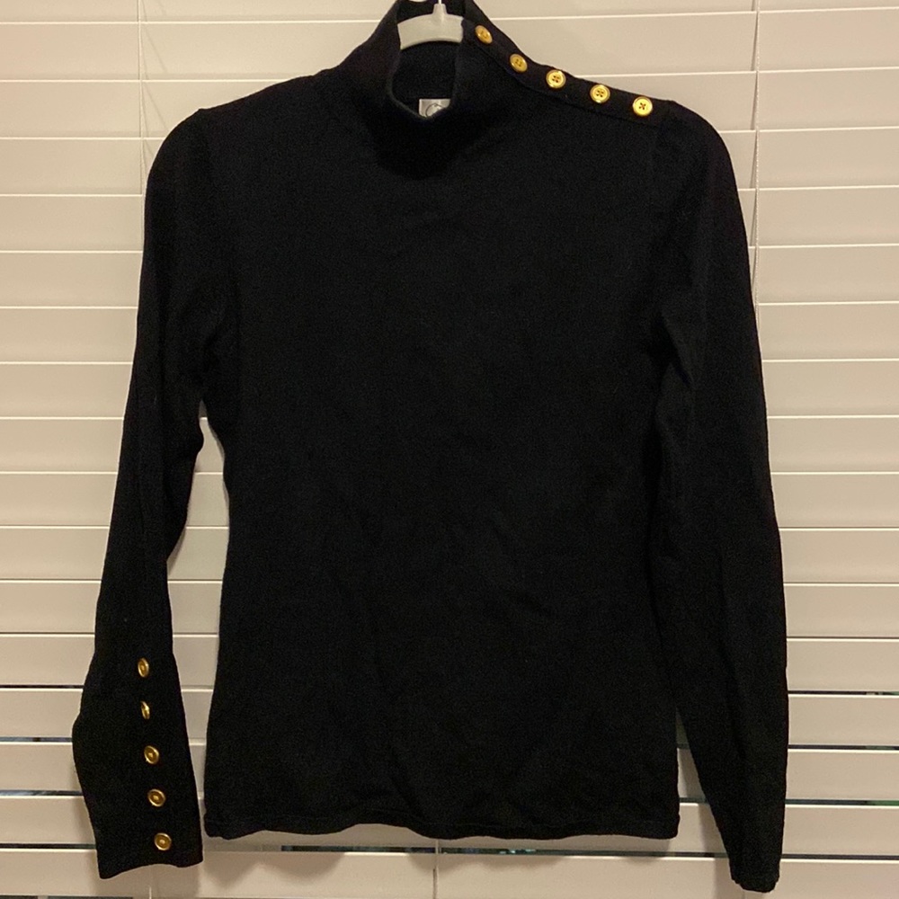 Black Turtleneck sweater